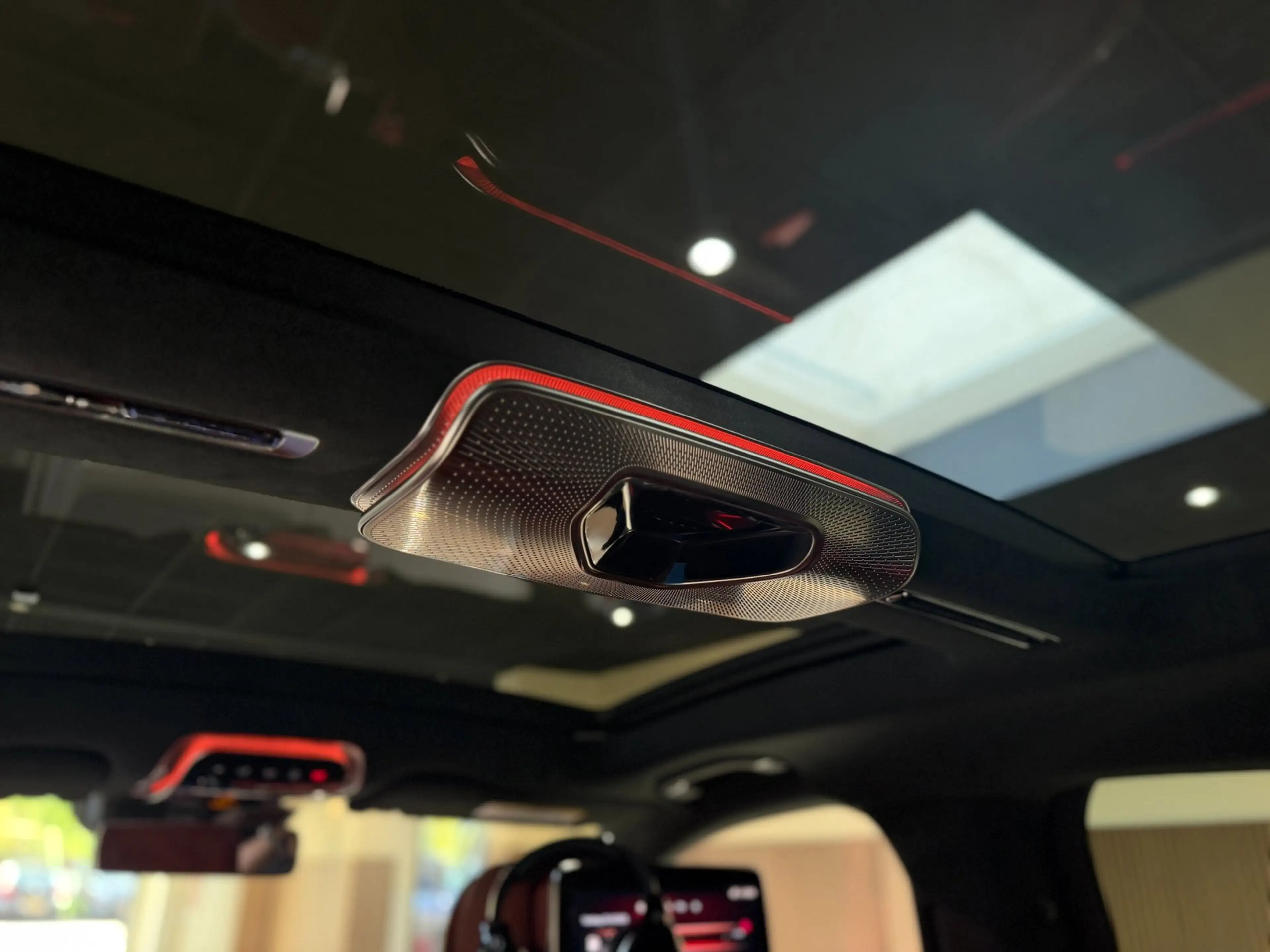 Mercedes-Benz S 63 AMG S E Performance|Pano|HUD|Keyless|360|4D Burmester| — photo 18