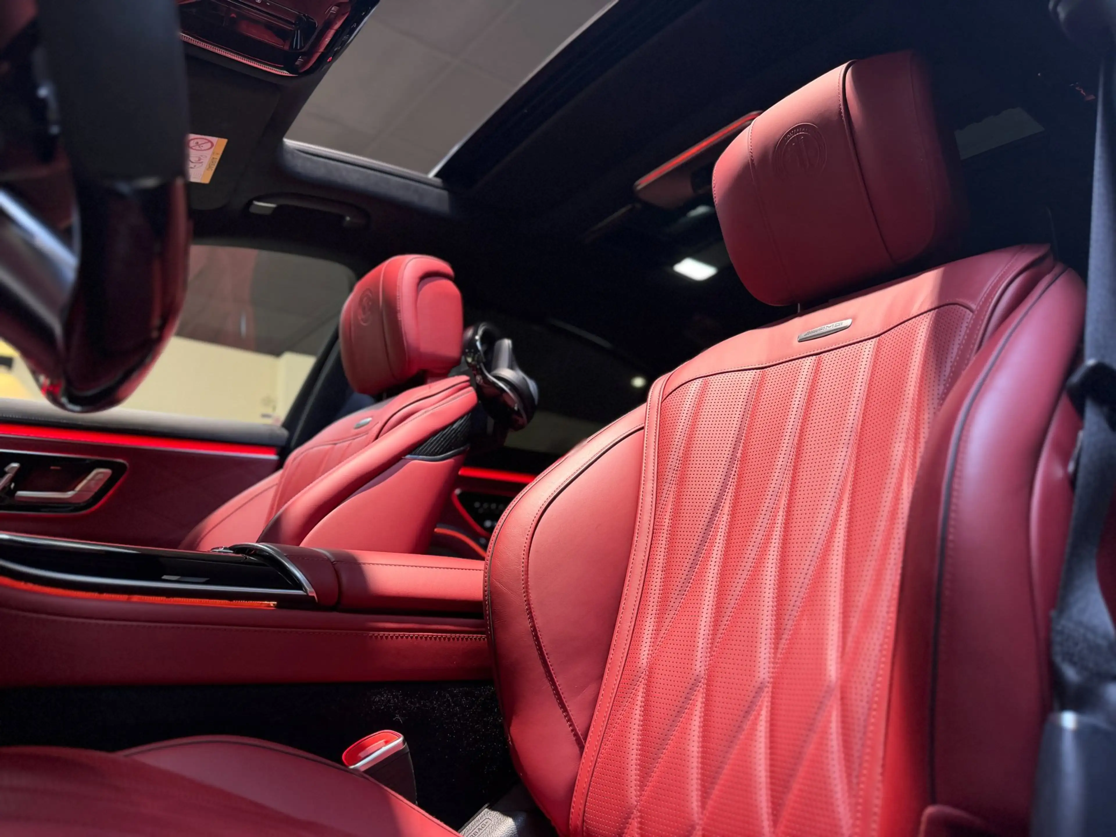 Mercedes-Benz S 63 AMG S E Performance|Pano|HUD|Keyless|360|4D Burmester| — photo 4
