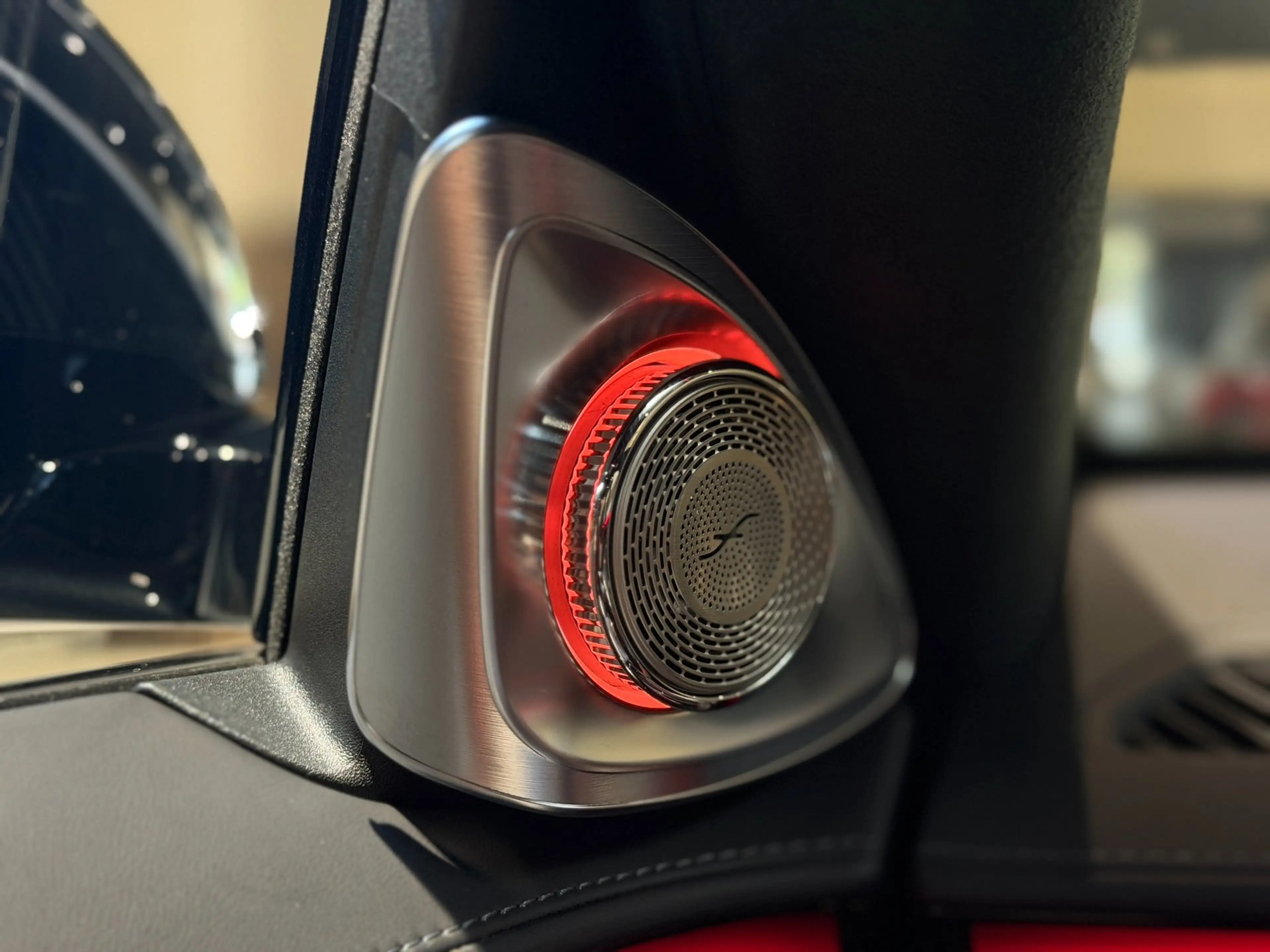 Mercedes-Benz S 63 AMG S E Performance|Pano|HUD|Keyless|360|4D Burmester| — photo 27