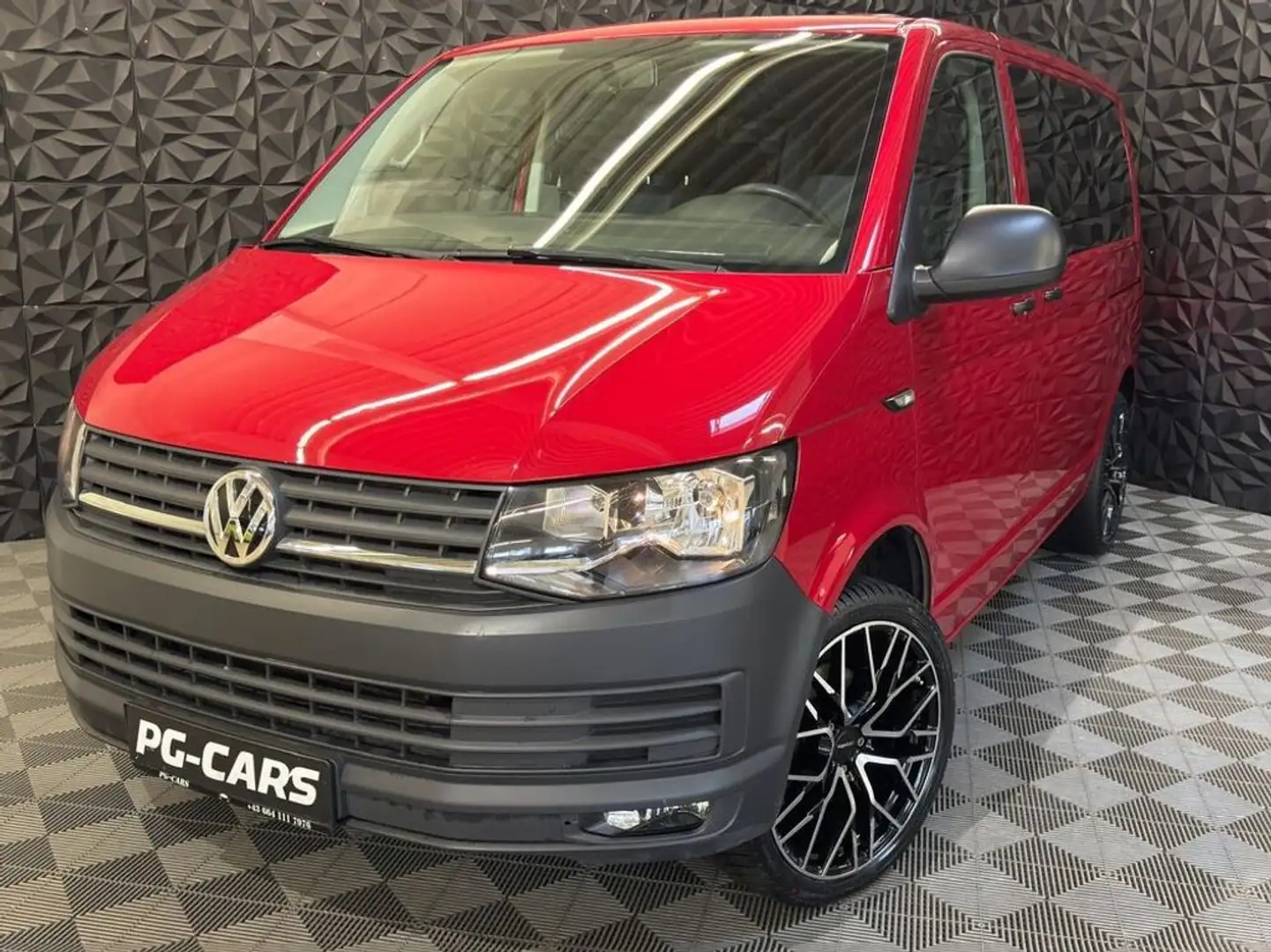 Volkswagen T6 Kombi 2.0 TDI Rot - 2