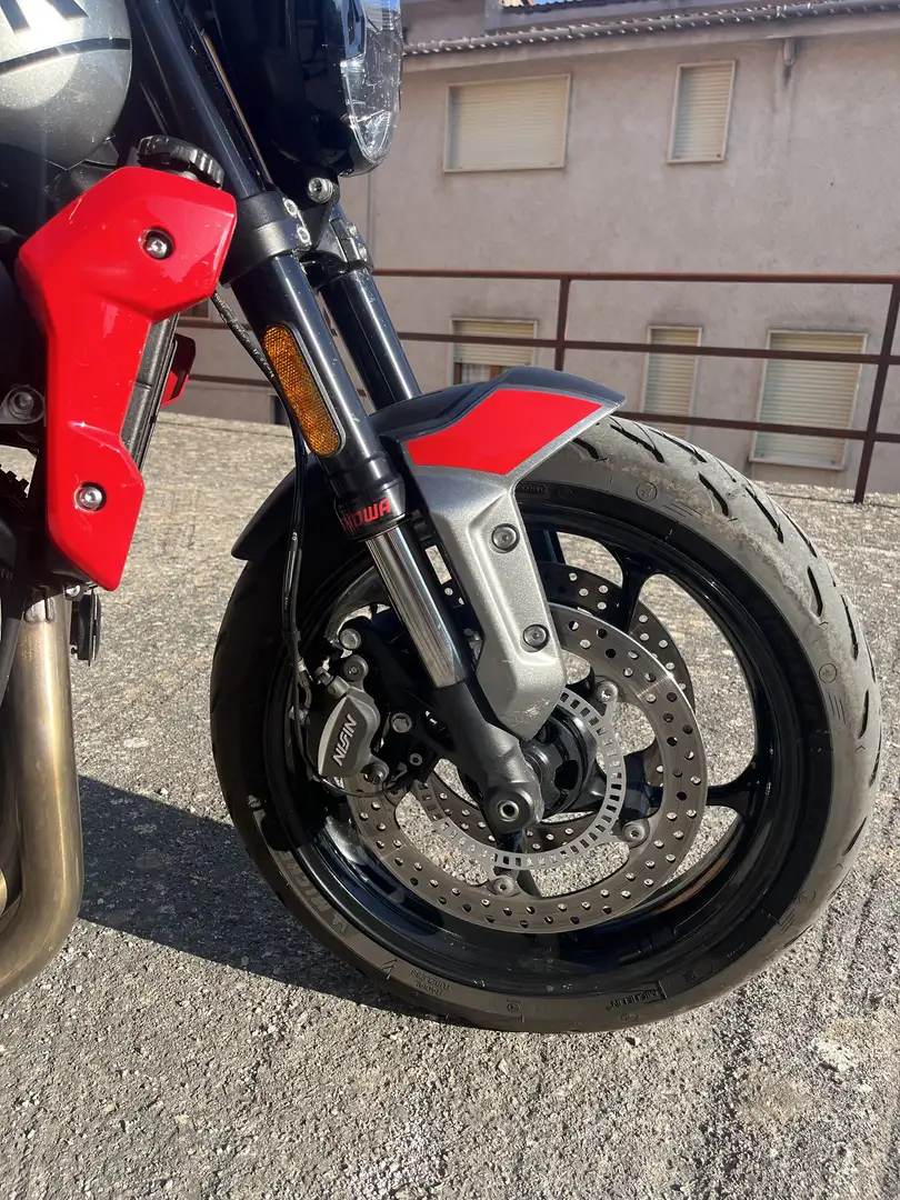 Triumph Trident 660 normale Grigio - 1