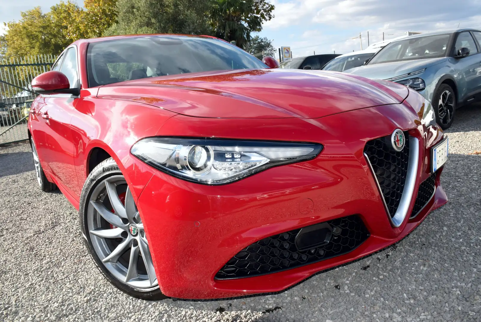 Alfa Romeo Giulia 2.2TD AT8 SPRINT NAVI ANDROID APP SENSORI CAM ADAS Rouge - 1