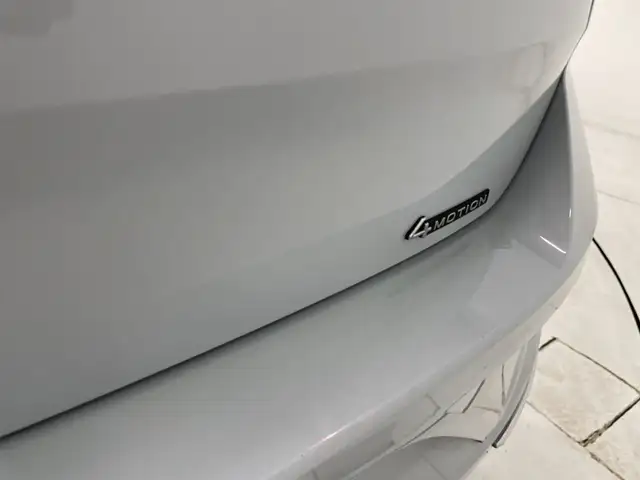 Volkswagen T-Roc view 14
