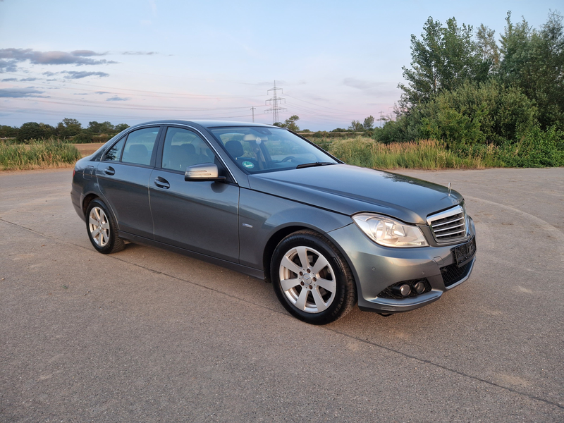 Mercedes-Benz C 200 C-Klasse CDI DPF BlueEFFICIENCY,TÜV,Klima,ALU,PDC, — photo 2