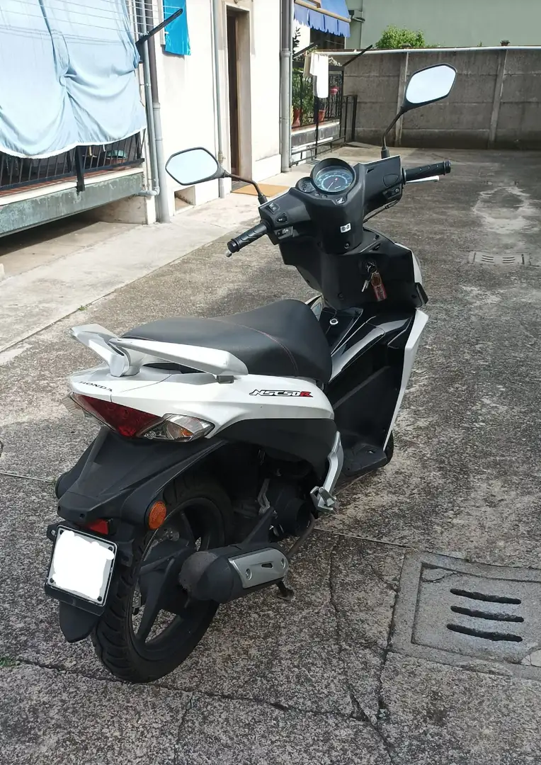 Honda NSC 50 R NSC502WH e AF72 3 1 Black - 2
