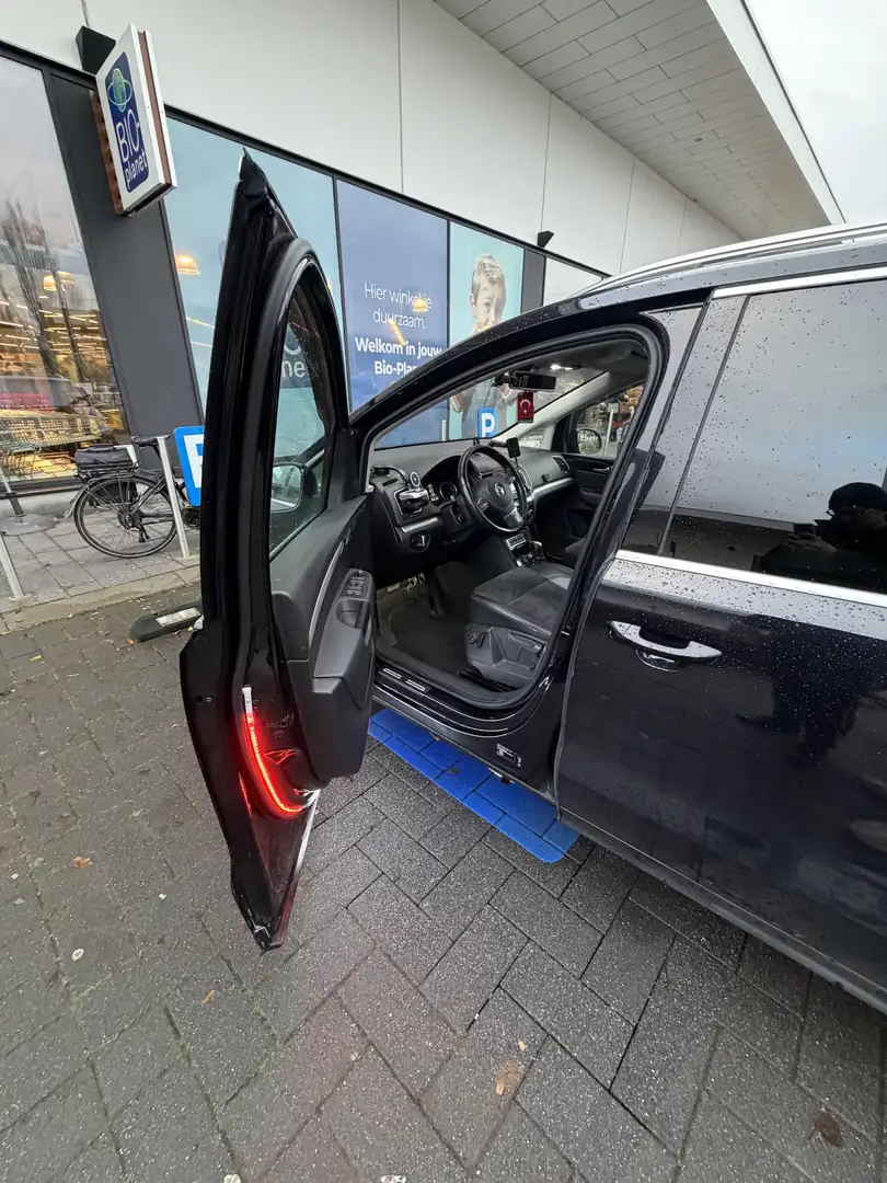 Volkswagen Sharan 2.0 CR TDi Comfortline BMT DSG - 2