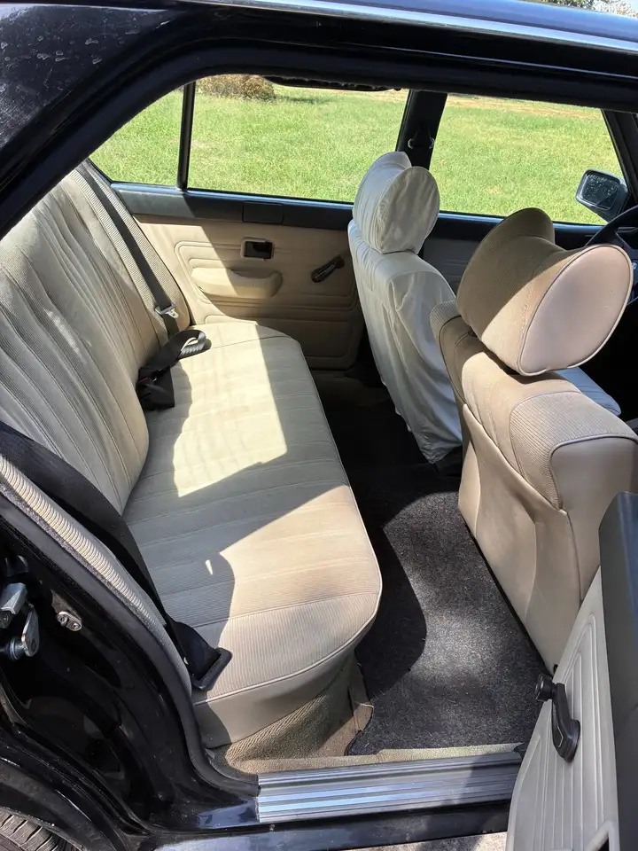 BMW 518 1.8, foto 6