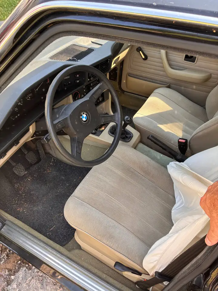 BMW 518 1.8, foto 7