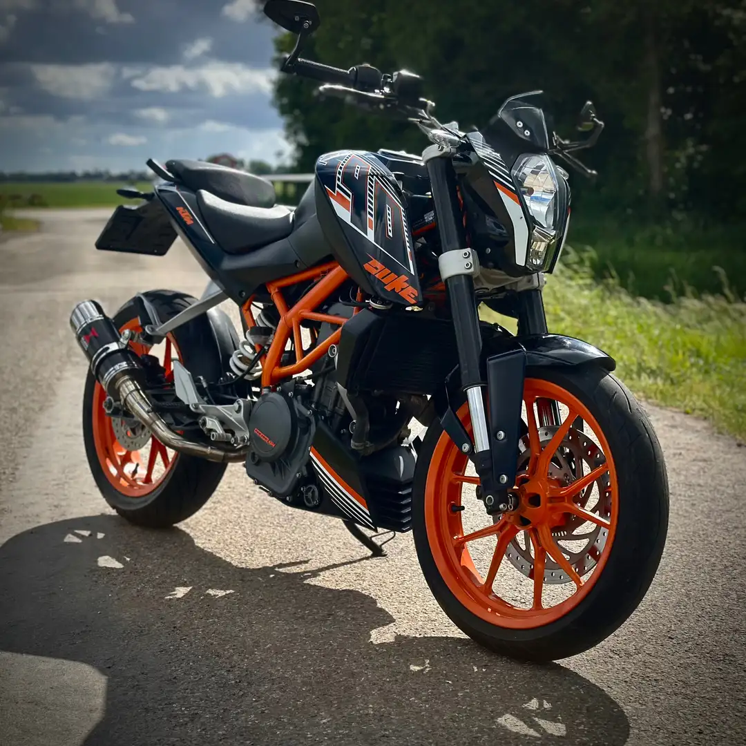 KTM 390 Duke - 1