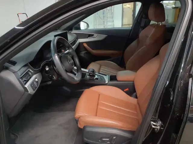 Audi A4 view 7