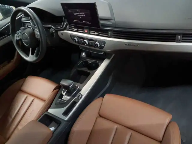 Audi A4 view 9
