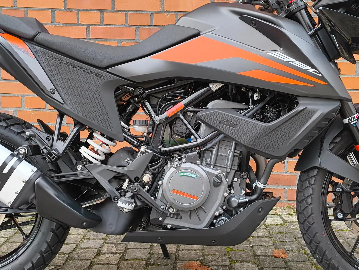 KTM 390 Adventure - 2