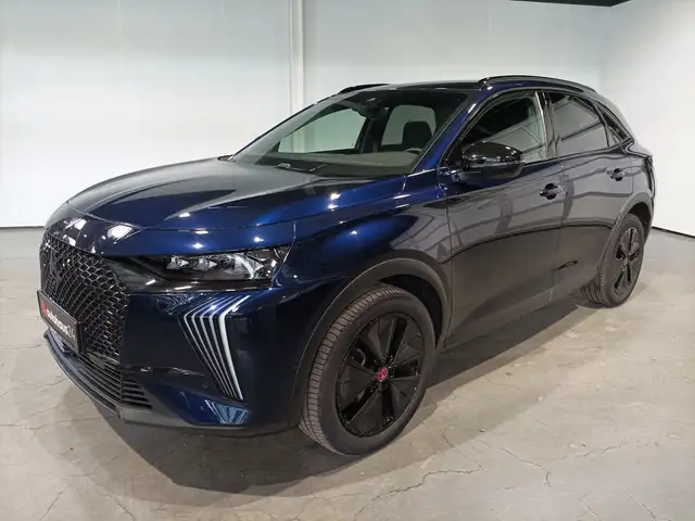 DS Automobiles DS 7 Crossback view 3