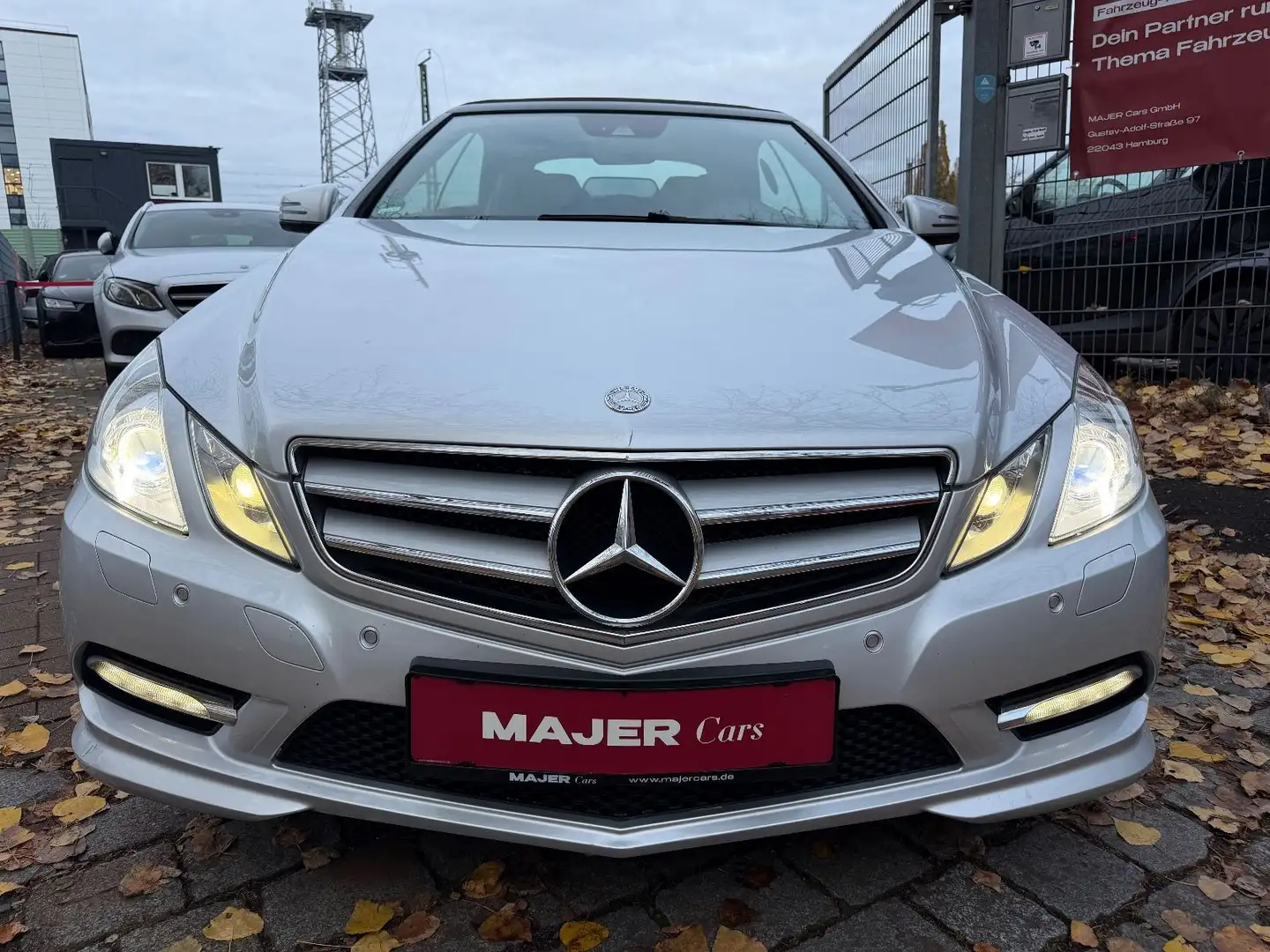 Mercedes-Benz E 220 CDI Cabrio AIRSCARF*BIXENON*HARMANKARDON Silber - 2