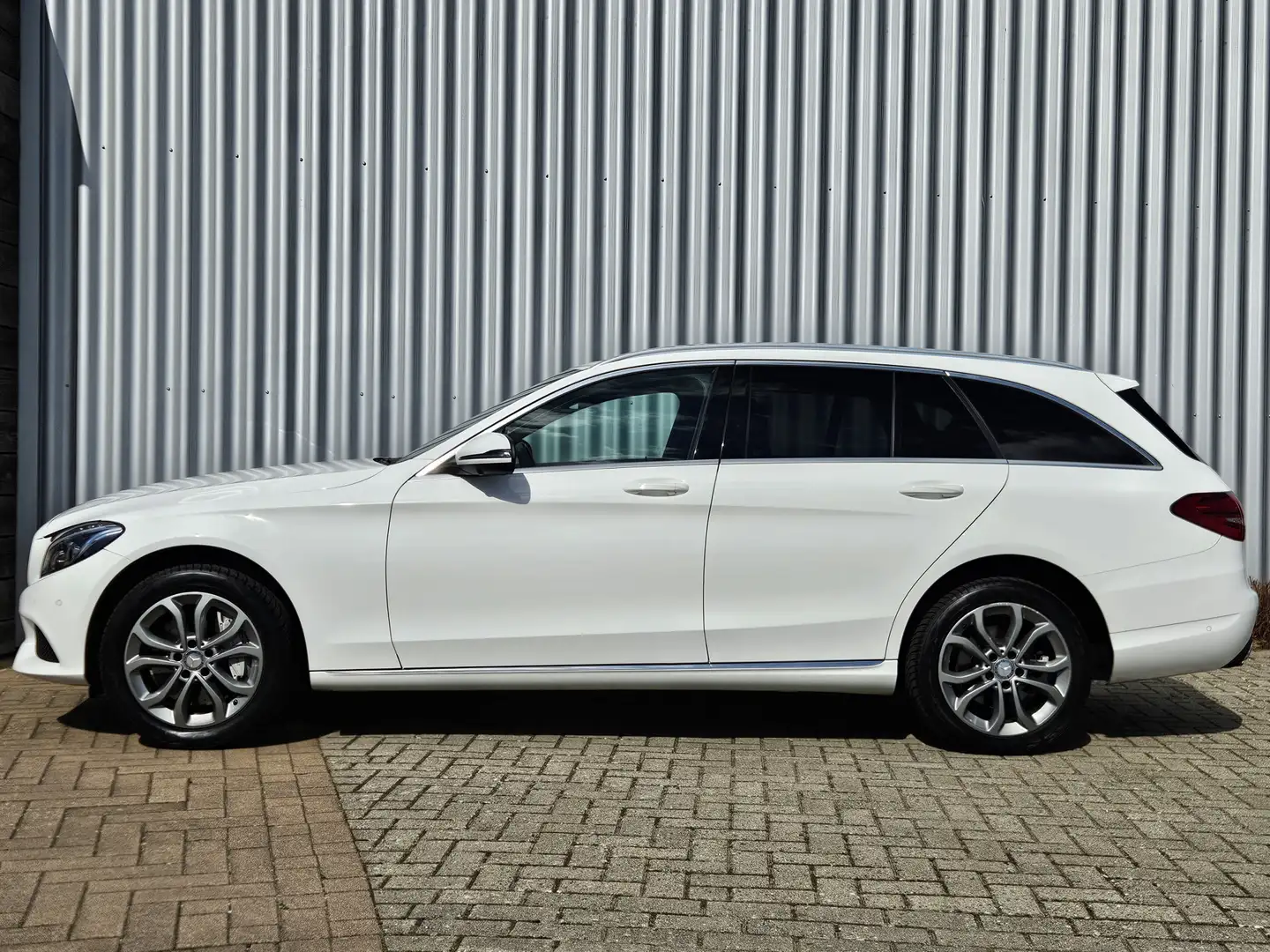 Mercedes-Benz C 350 Estate e /Dealer Onderhouden/Burmester! Wit - 2