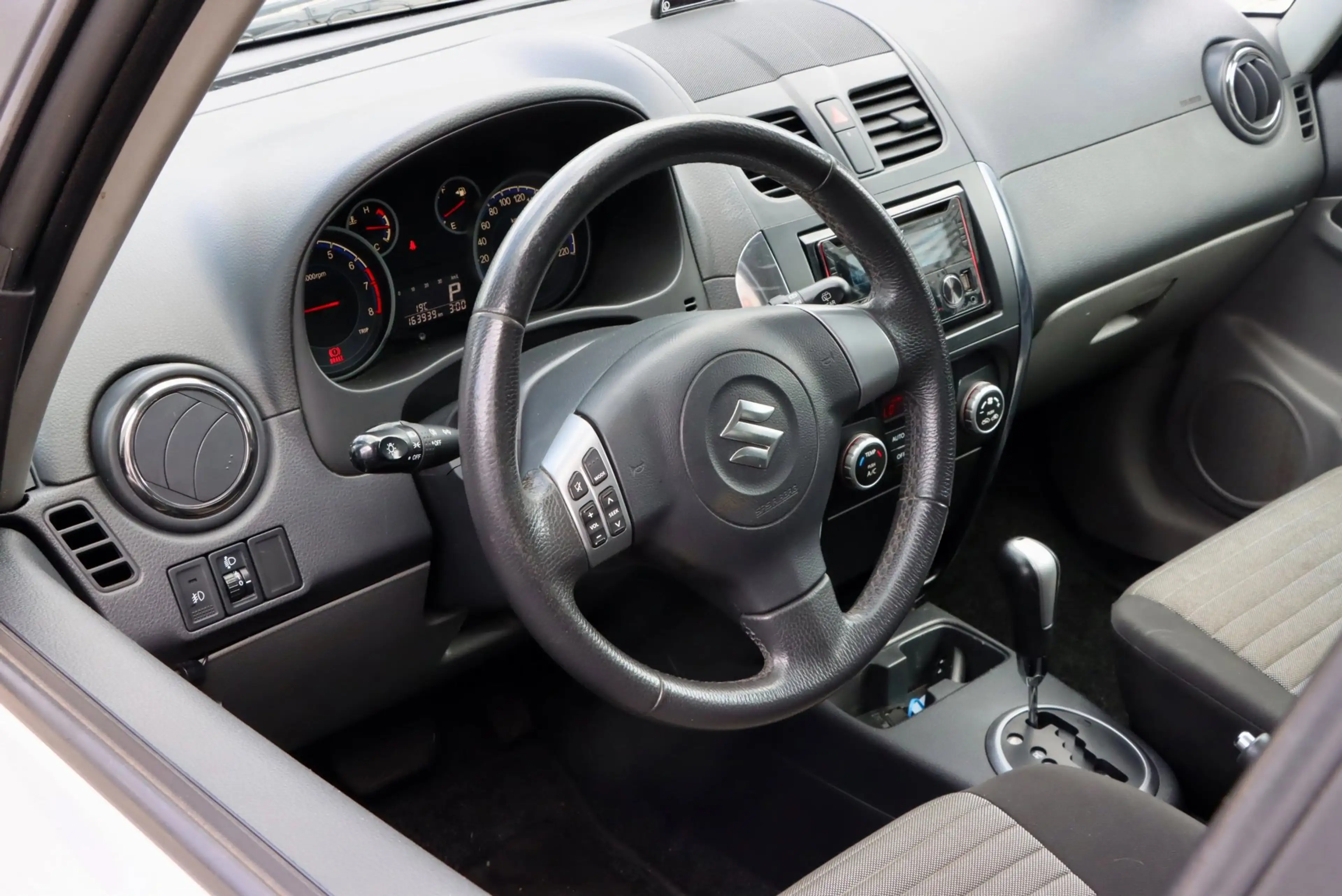 Suzuki SX4 1.6 Exclusive | AIRCO | TREKHAAK — photo 15