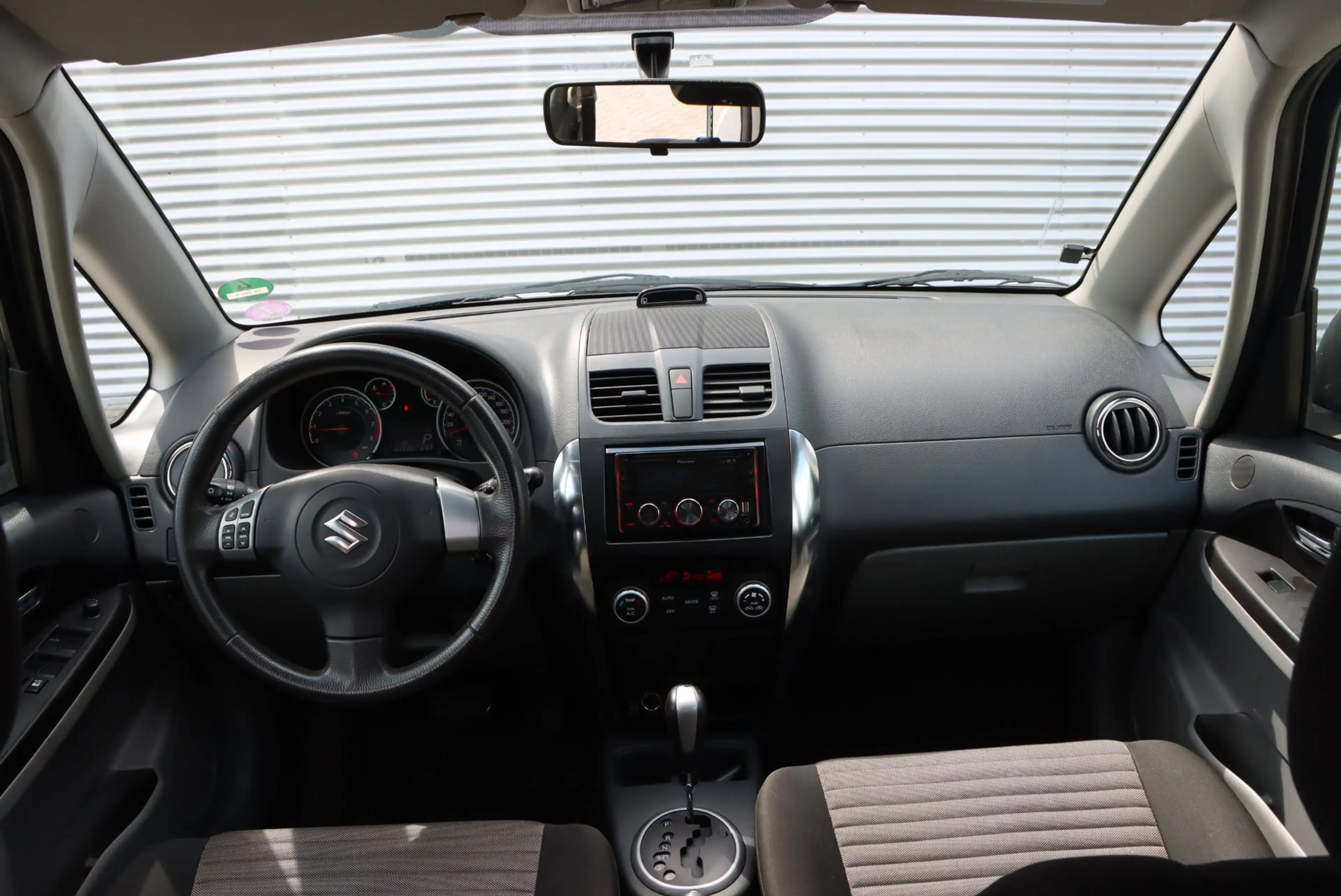 Suzuki SX4 1.6 Exclusive | AIRCO | TREKHAAK — photo 5
