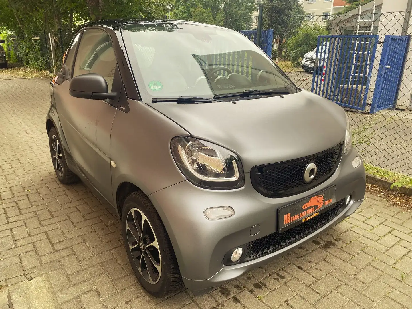 smart forTwo coupe Passion 66kW Automatik, Panno, SH!! crna - 1