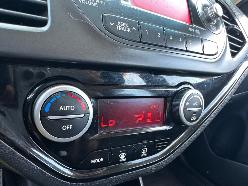 Others Picanto MORNING/ Aut/Pdc/Climate/Stoel.Verw/Pdc/St — photo 17