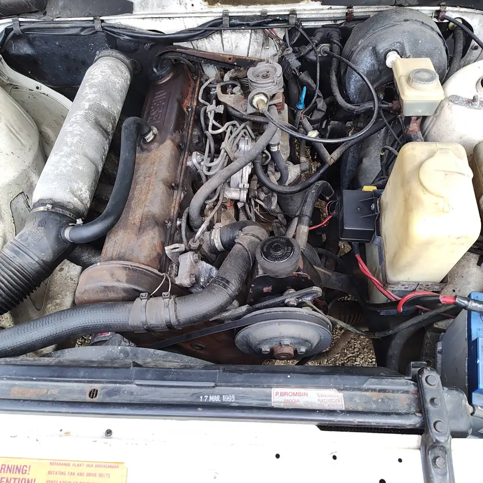 Volvo 240 2.4 D6 GLE, foto 4