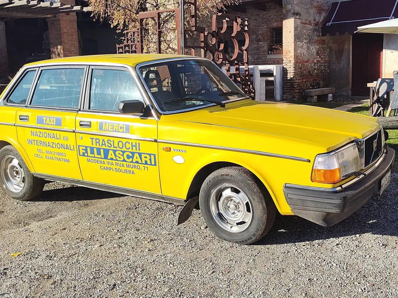 Volvo 240 2.4 D6 GLE, foto 2