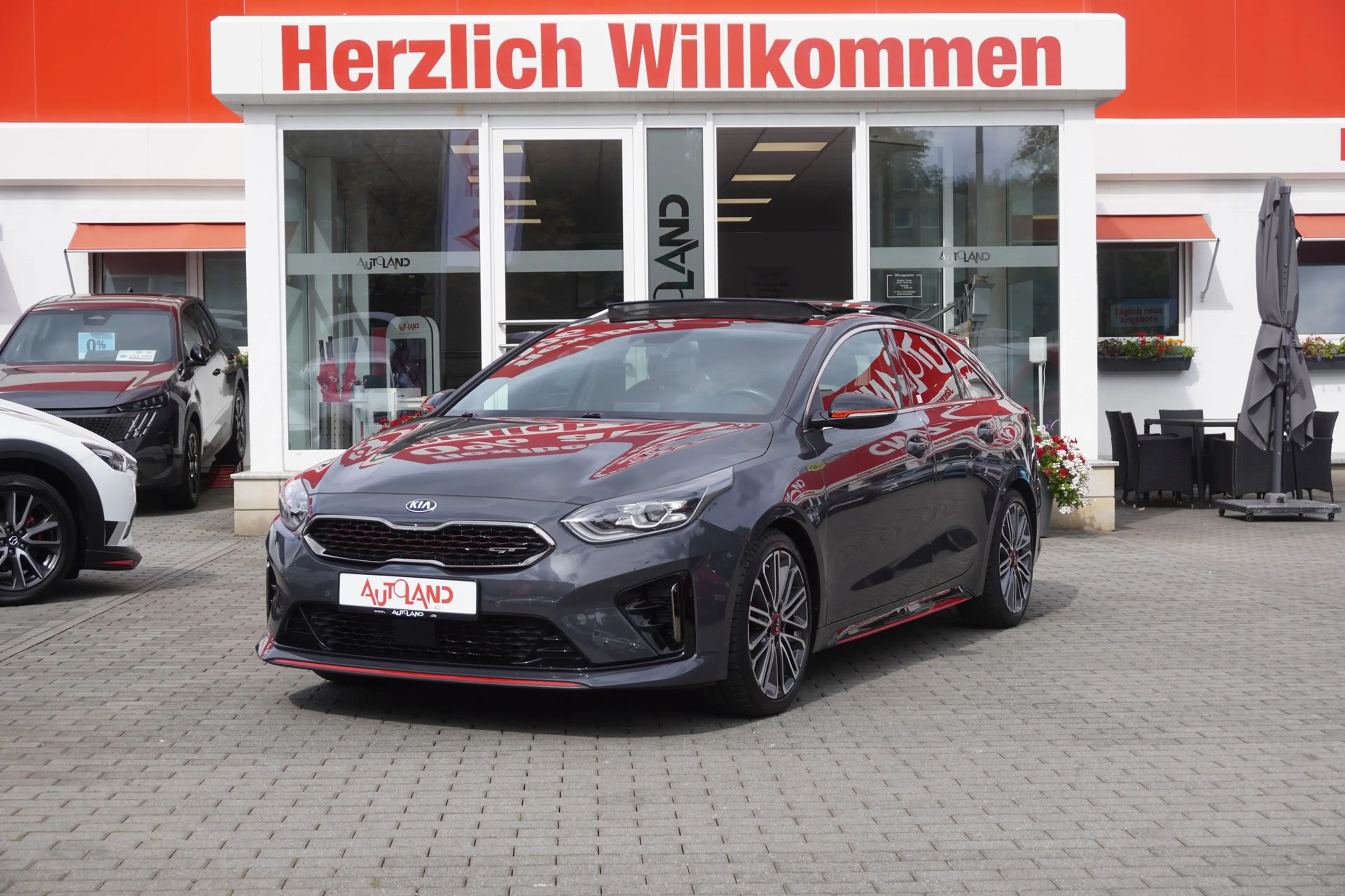 Kia ProCeed / pro_cee'd ProCeed 1.6 T-GDI GT LED Navi Ambiente-Beleuchtung — photo 2