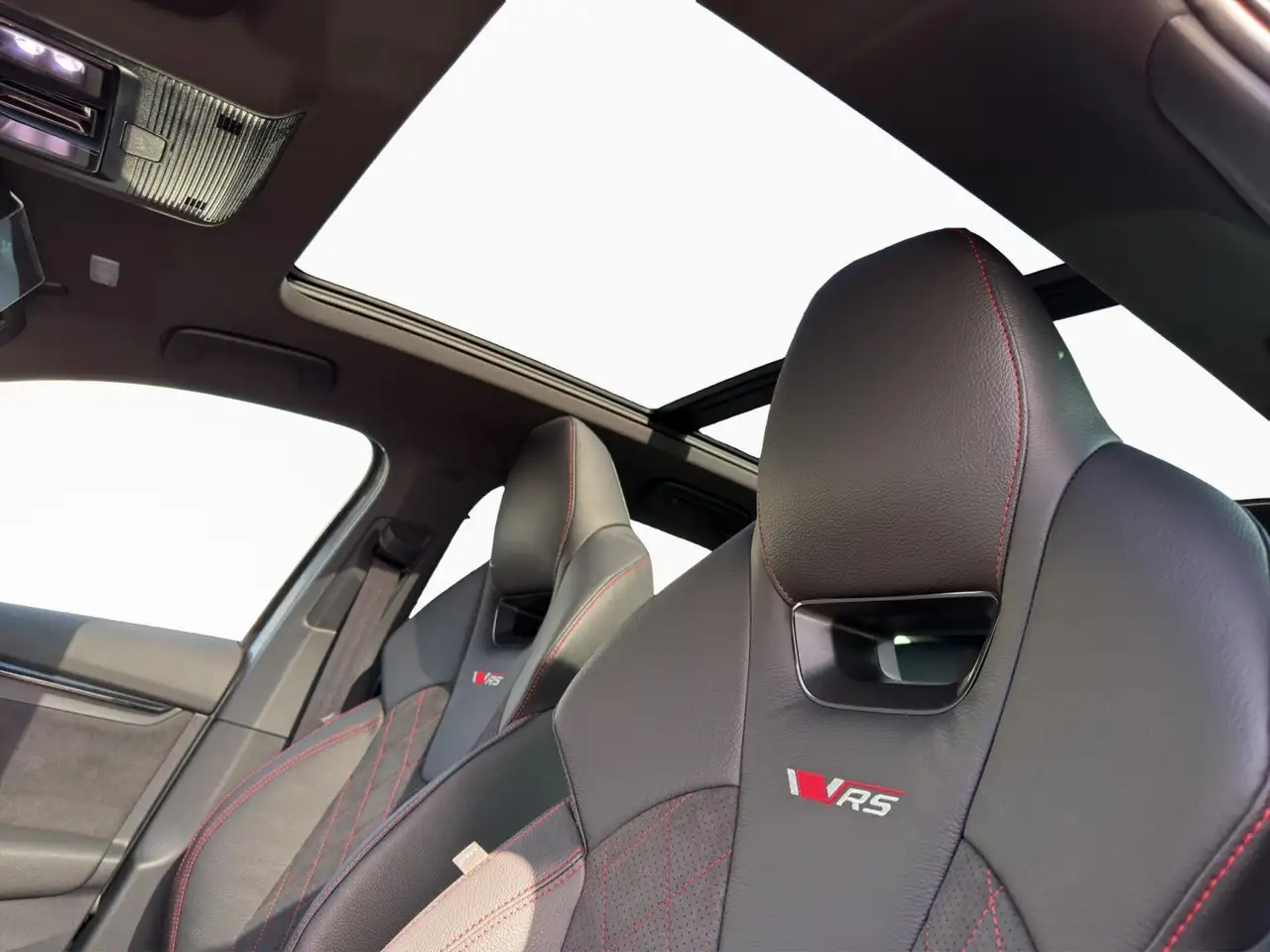 Skoda Octavia 2026 — фото 14