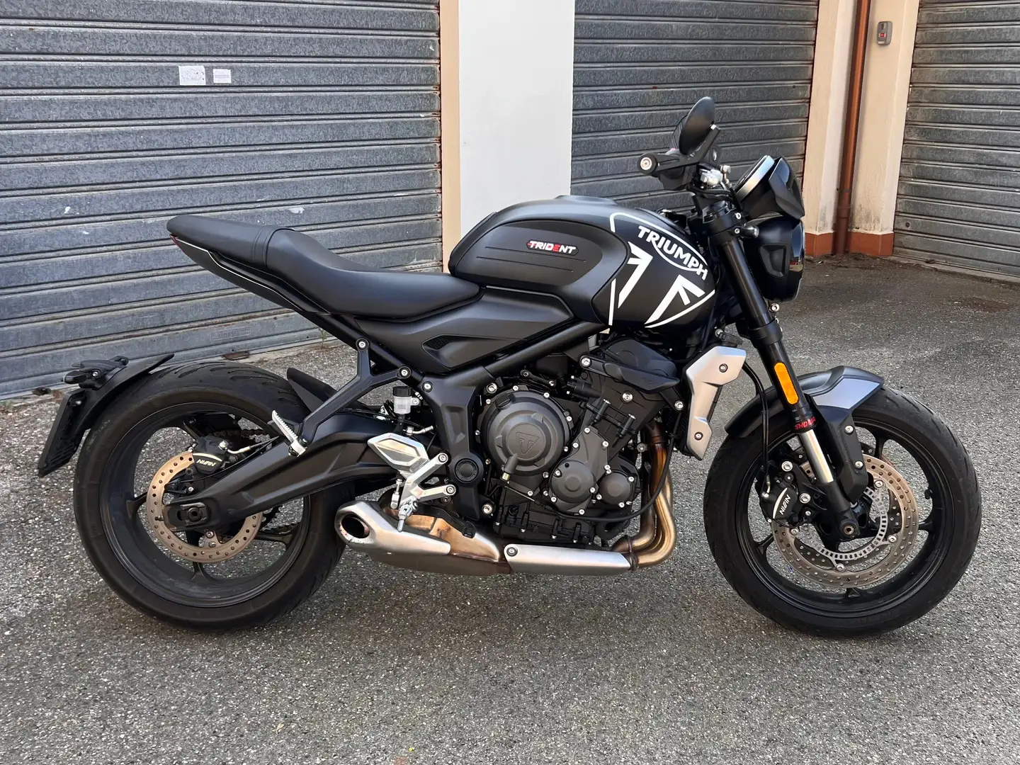 Triumph Trident 660 Czarny - 1