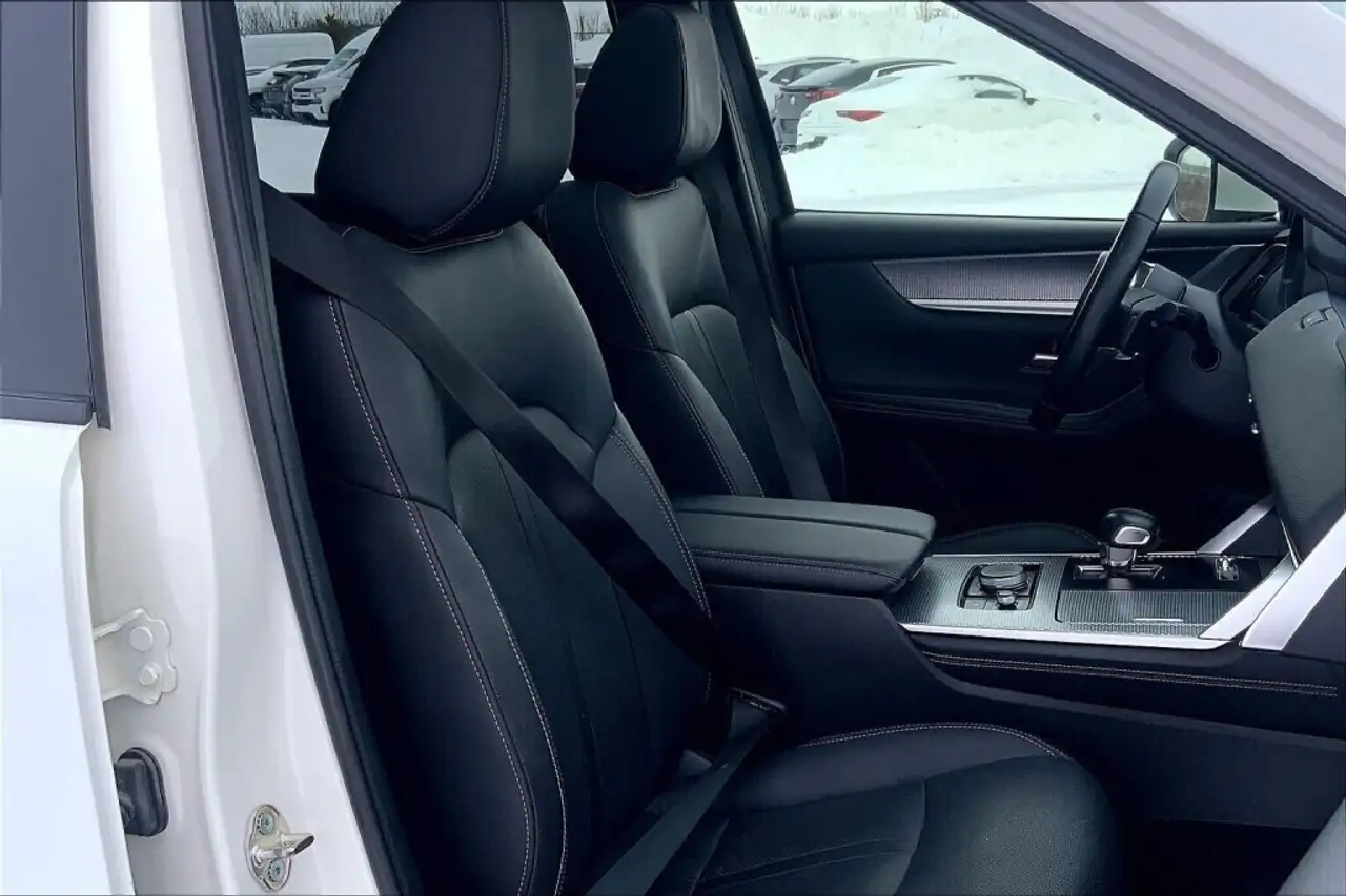 Mazda CX-90 photo Mazda CX-90