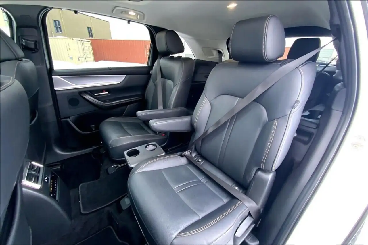 Mazda CX-90 photo Mazda CX-90