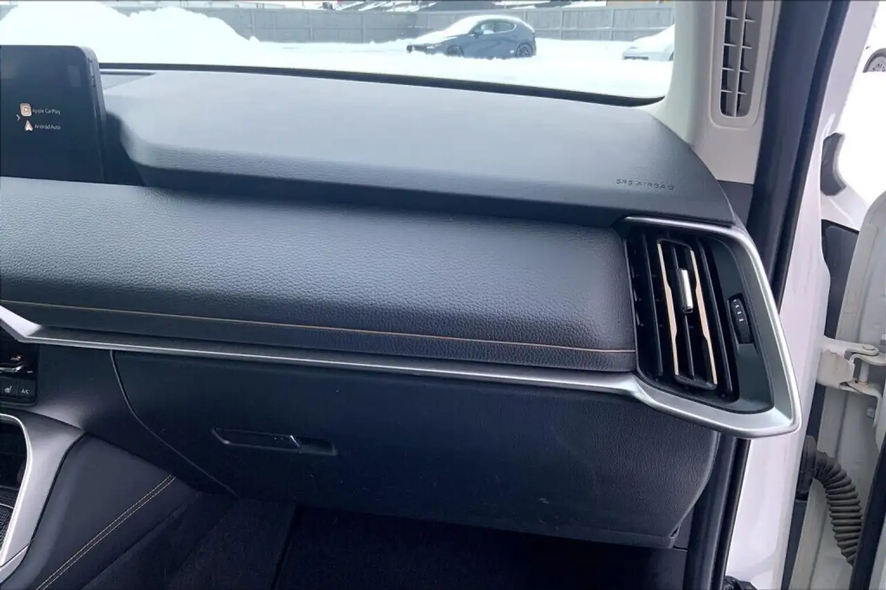 Mazda CX-90 photo Mazda CX-90