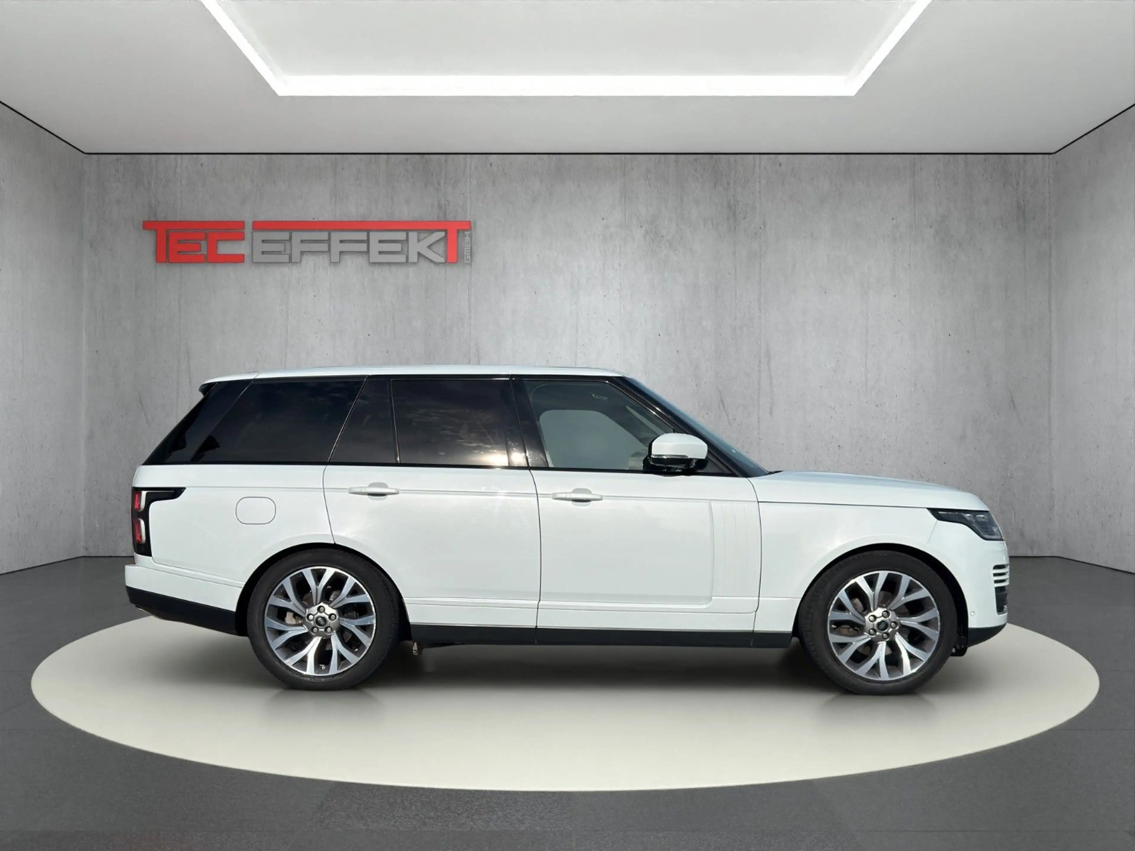 Land Rover Range Rover Vogue — photo 6