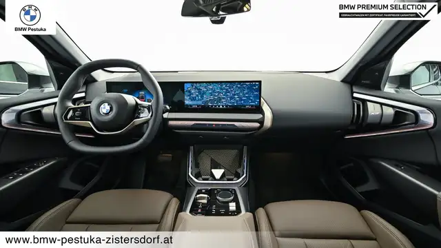 BMW X3 view 12
