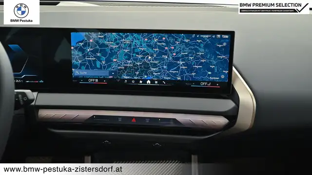 BMW X3 view 13