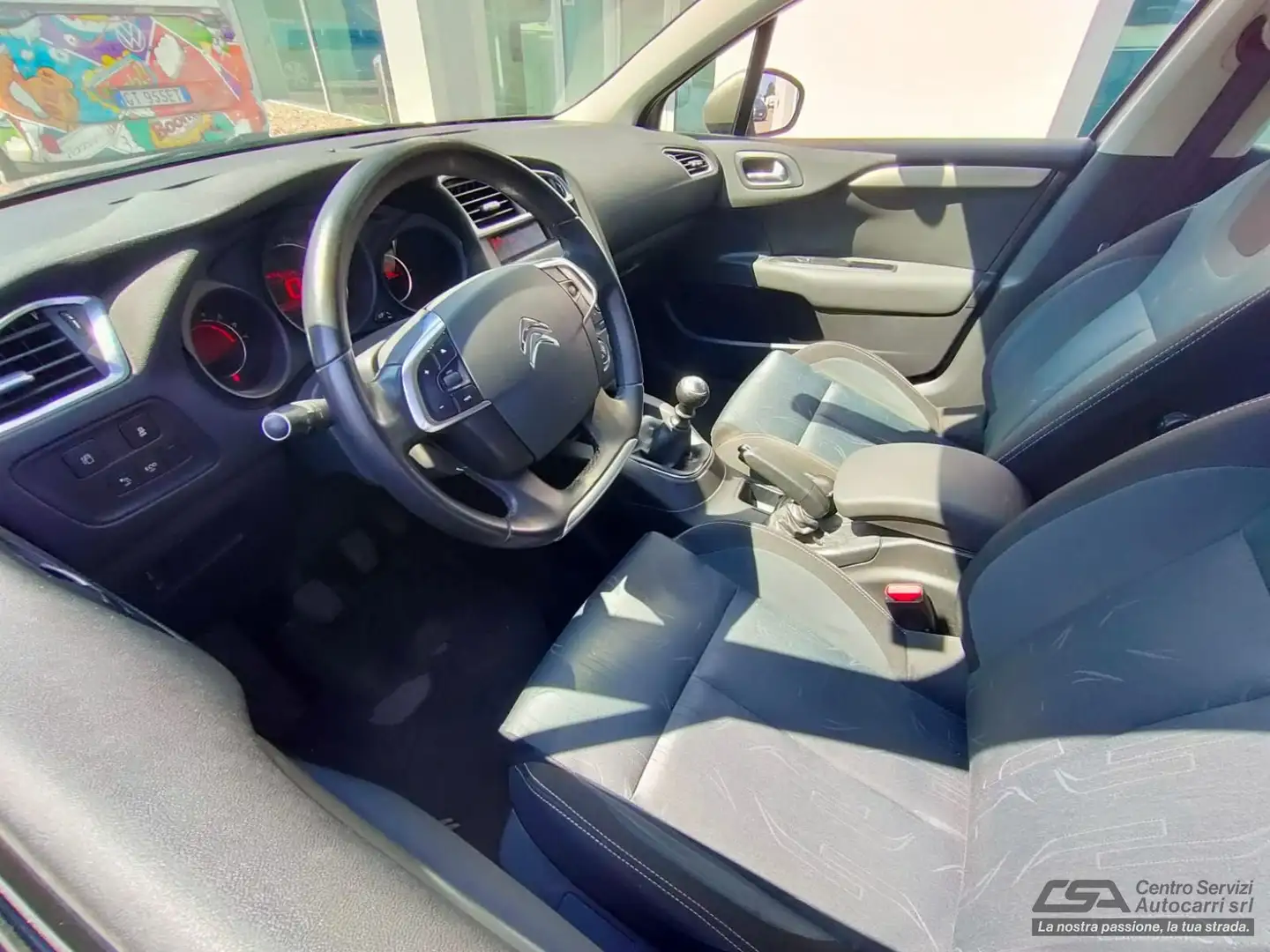 Citroen C4 C4 1.6 e-HDi 115 Exclusive Oro - 2