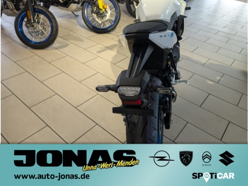 Suzuki GSX 8R Demo Fahrzeug in Menden bei Jonas — photo 6