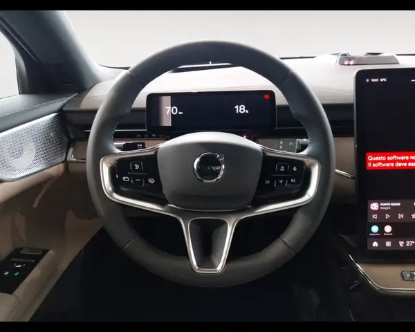 Volvo Es90 view 13
