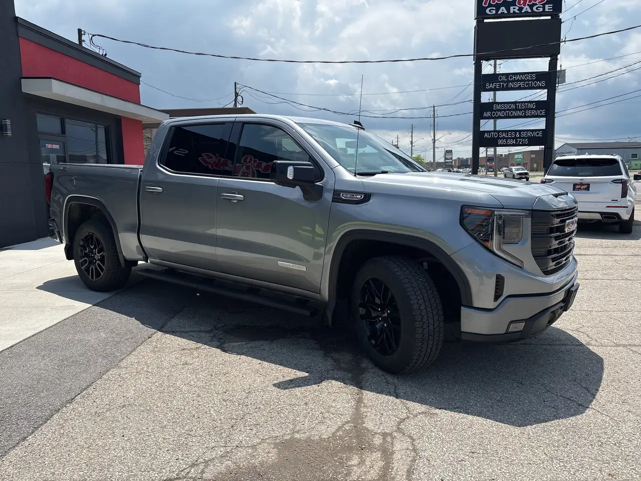 GMC Sierra 1500 photo GMC Sierra 1500