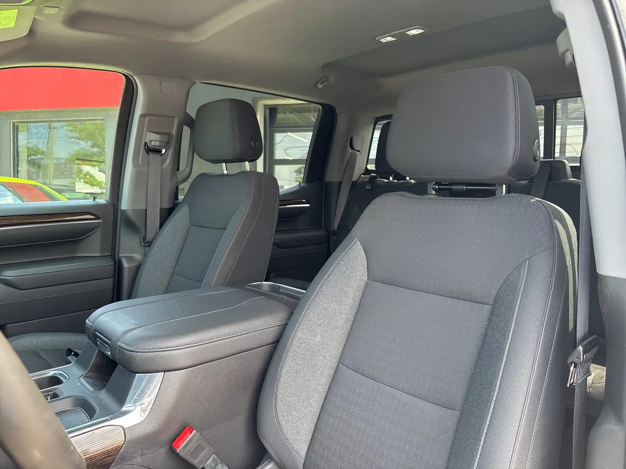GMC Sierra 1500 photo GMC Sierra 1500
