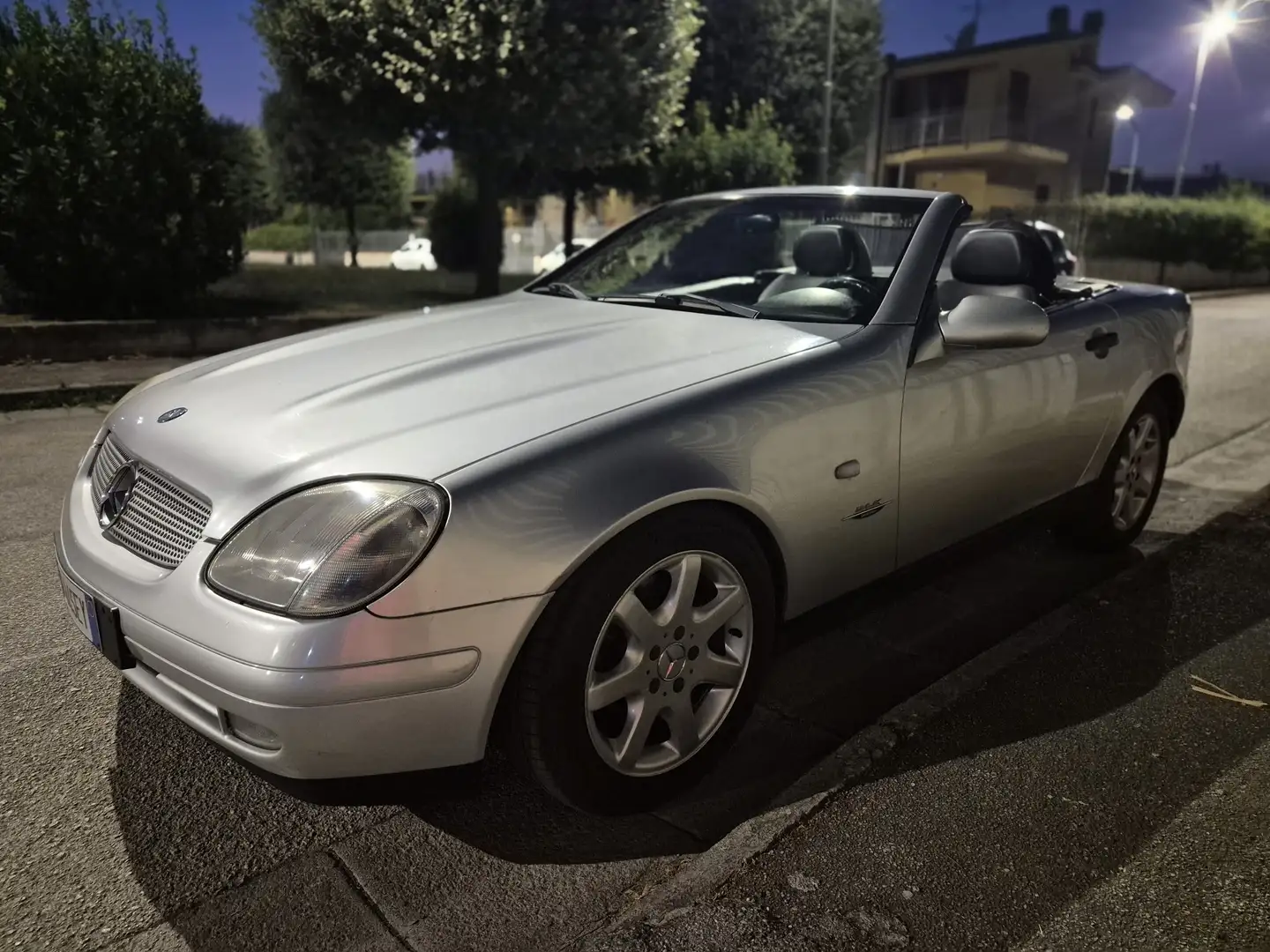 Mercedes-Benz SLK 200 - 1