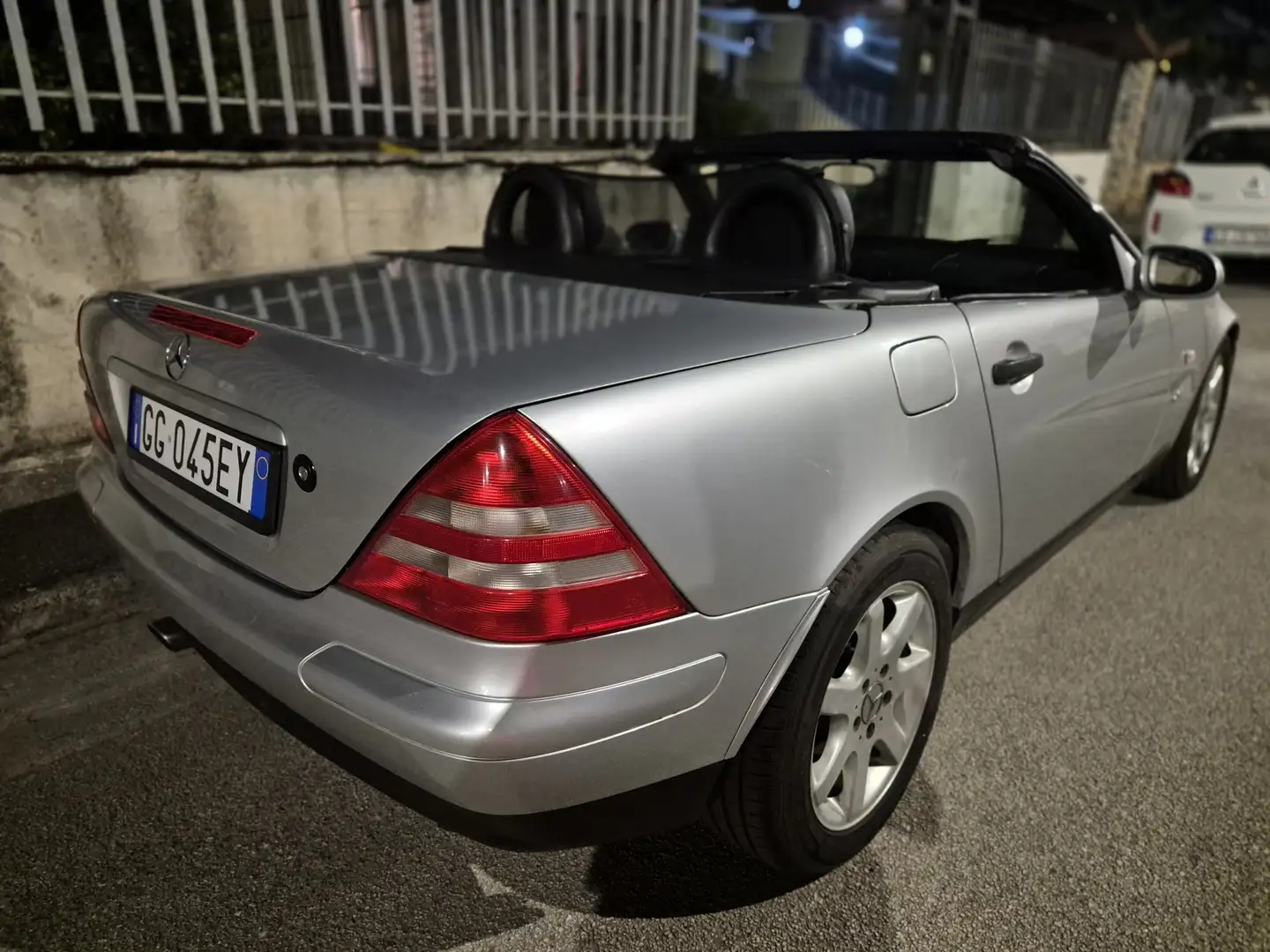 Mercedes-Benz SLK 200 - 2
