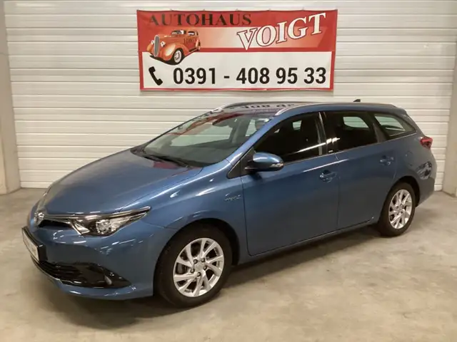 Toyota Auris Hybrid Edition