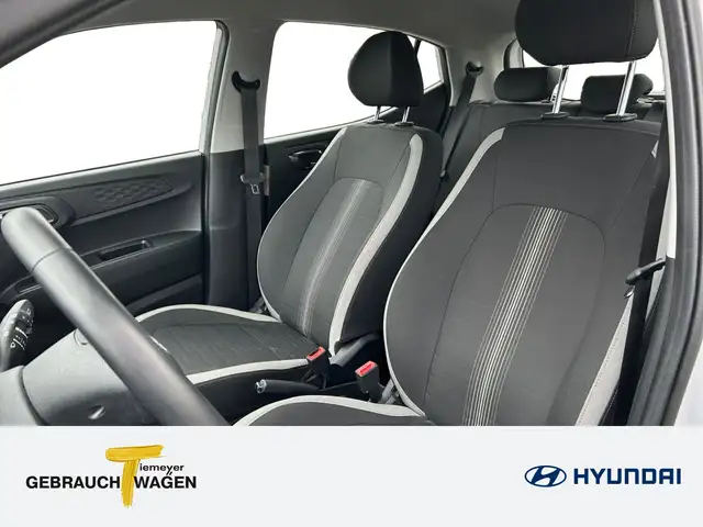 Hyundai I10 view 10