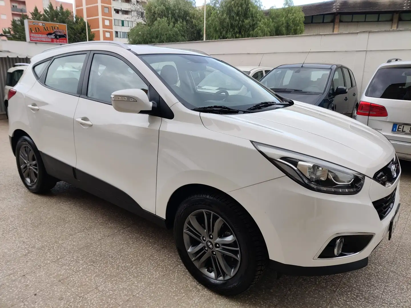 Hyundai iX35 ix35 1.7 crdi Comfort 2wd Weiß - 1