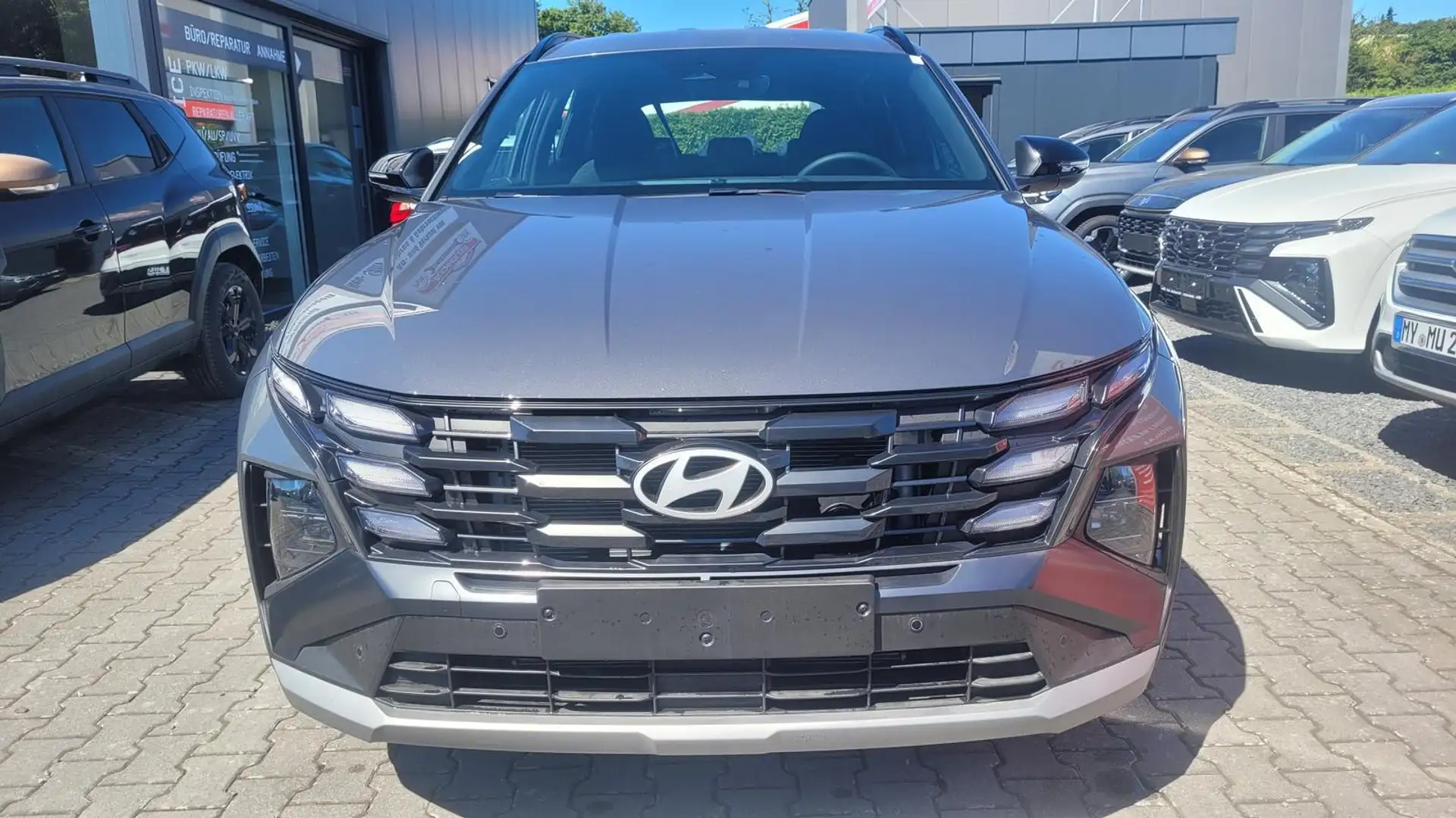 Hyundai TUCSON Black Line Hybrid  Hybrid*LED*Nav*Shzg*PDC*Cam*... Grau - 2