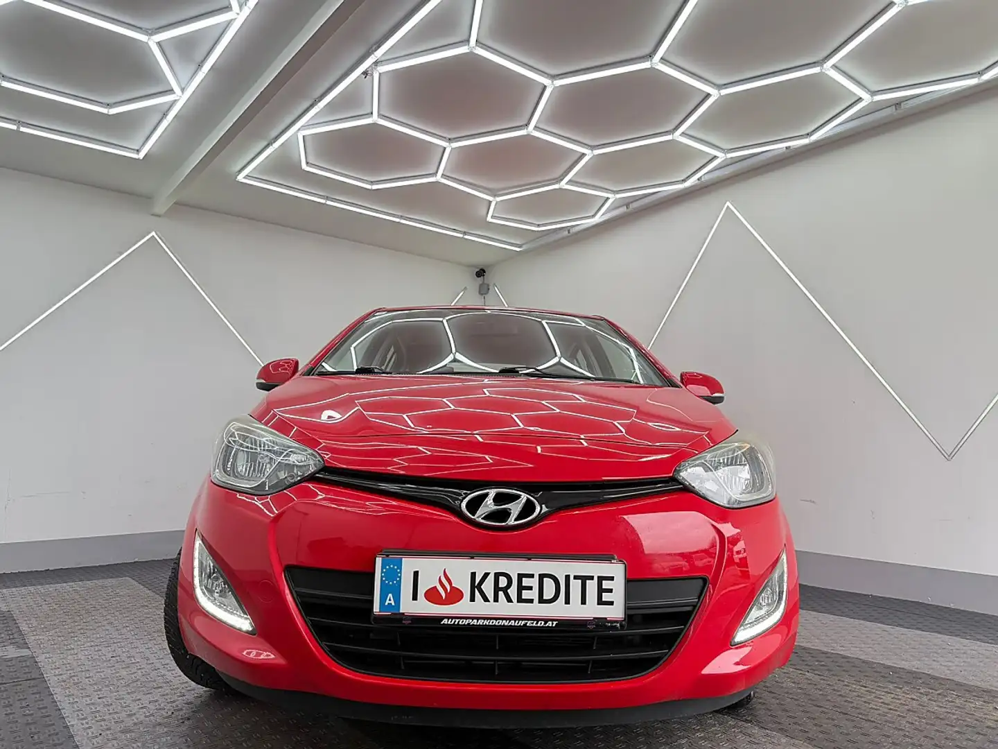 Hyundai i20 1,25 Life UpGrade/Gepflegt/ Rot - 2
