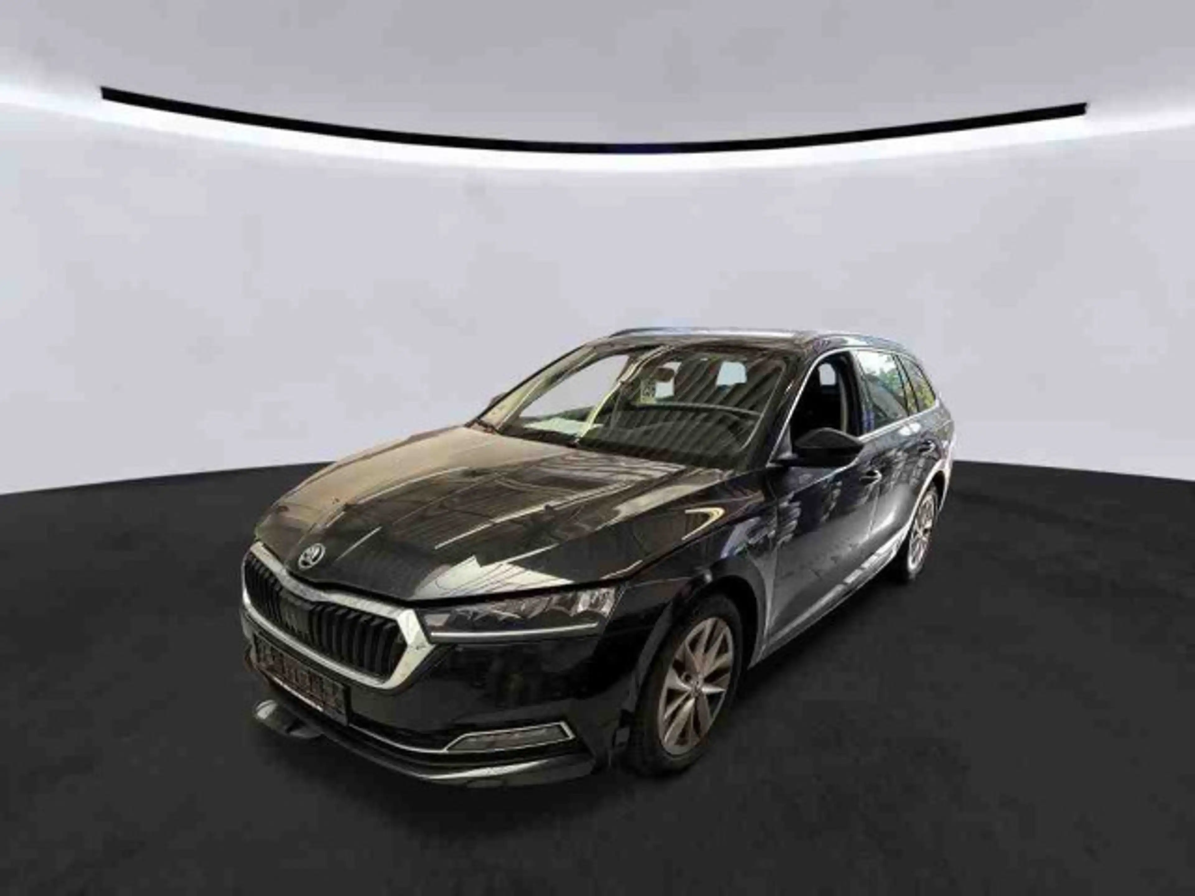 Skoda Octavia iV Combi Style 1.4 TSI LED Navi HUD ACC — photo 2
