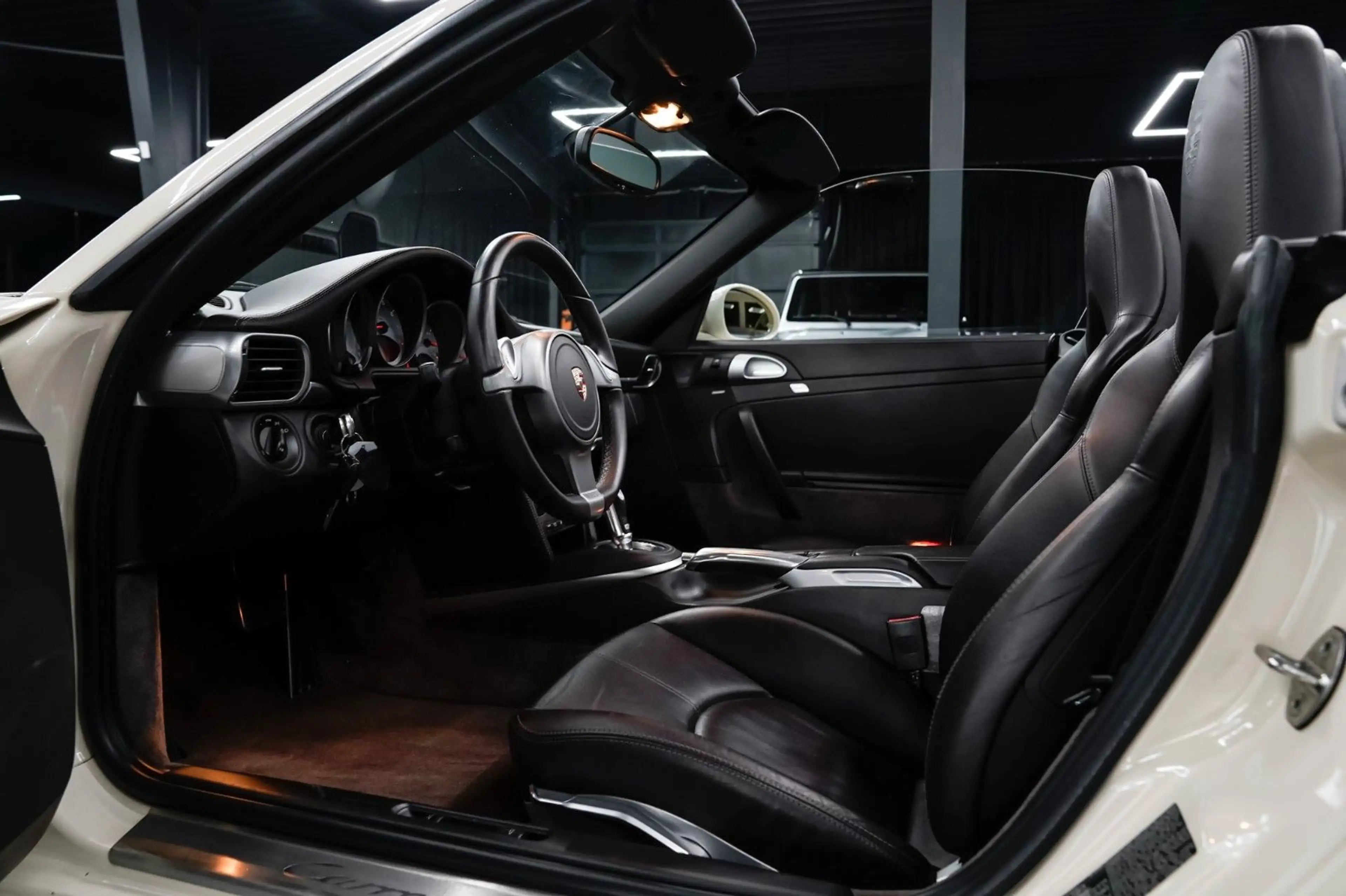 Porsche 997 .2 Carrera 4S Cabrio PDK-Chrono+SportAbgas — photo 12