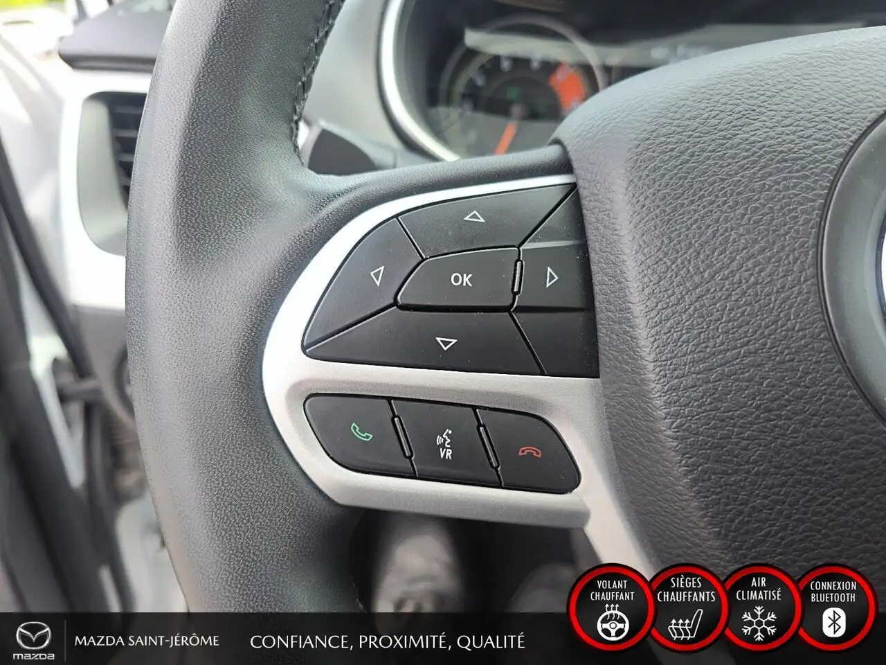 Jeep Cherokee снимка Jeep Cherokee