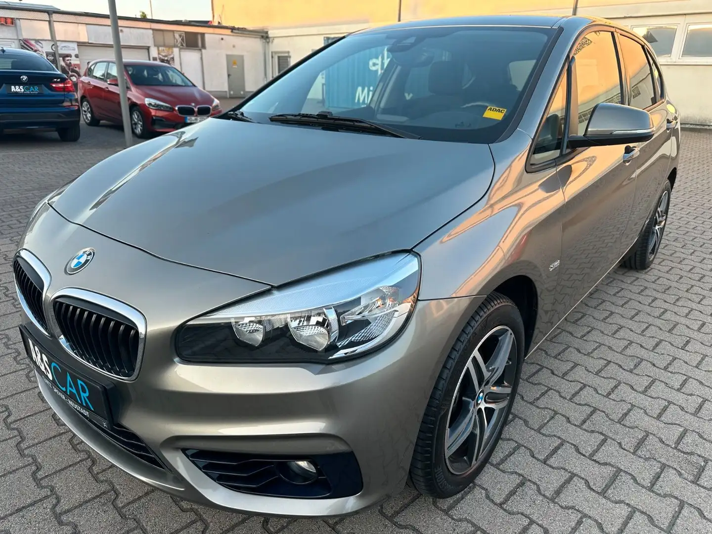 BMW 218 218 d Active Tourer-Sport Line-NAVI-GEPFLEGT Szürke - 1